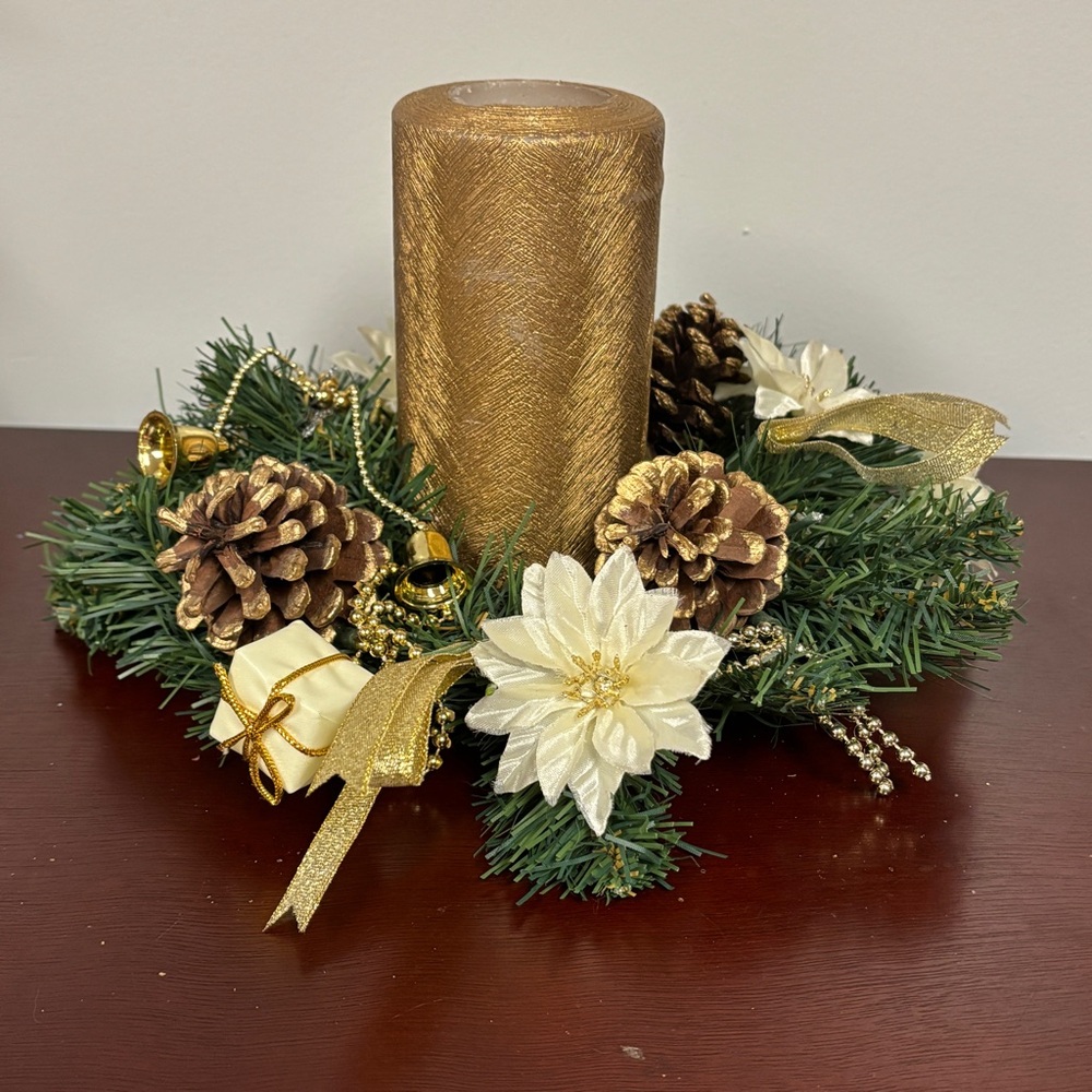 Vintage Candle Ring Christmas Centrepiece White & Gold Poinsettias Pine Cones